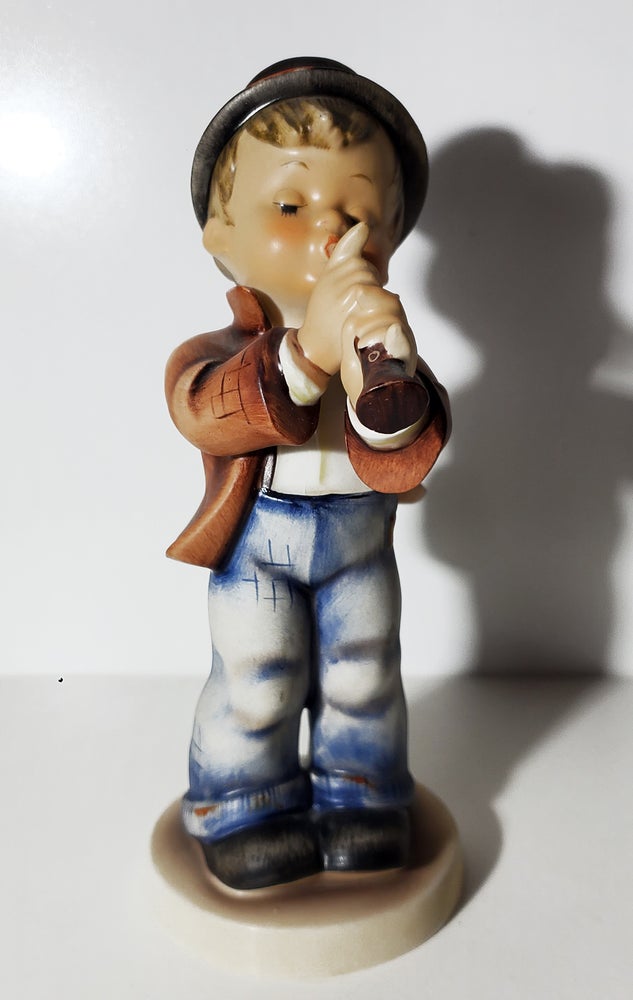 Item #34559 Vintage Hummel Figurine #85/2 - Serenade. M. I. Hummel.