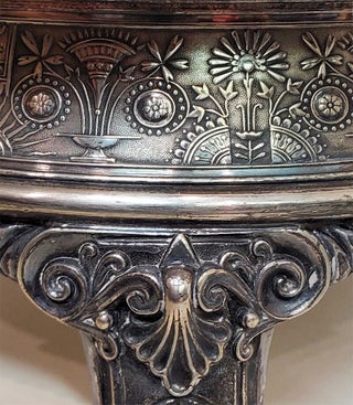 Late 19th Century Quadruple Plate Aestethic Movement Centerpiece.