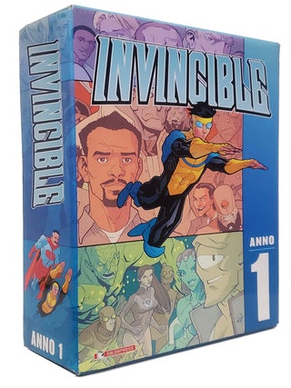 Invincible Italian Edition Twelve Issue Set in Magnetic Clamshell Box